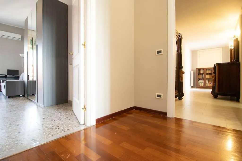 Apartment Best Nest Near University Metrostop Naples Italy